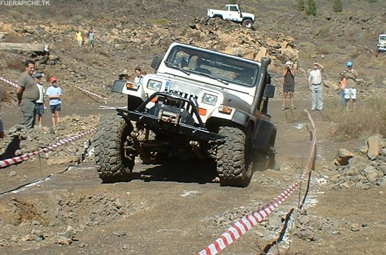 Jeep Wrangler trial 4x4